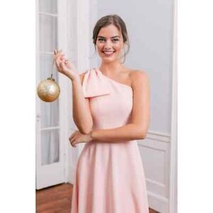 NWT Gal Meets Glam Yvonne Rose Quartz One-Shoulder Dress
